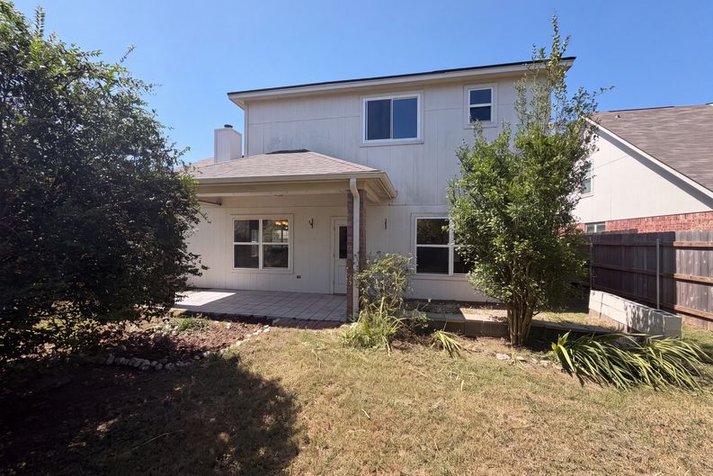 Photo 5 of 19 of 7712 Redbrush, Temple, TX