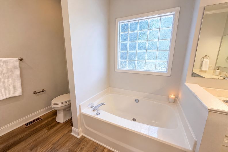 Photo 14 of 23 of 212 Timberlane Dr, Belmont, NC