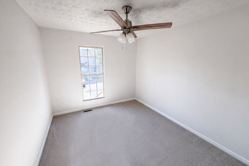 Photo 10 of 14 of 7202 Gotland St, Union City, GA