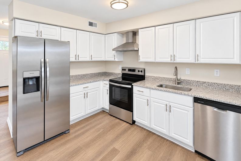 Photo 6 of 19 of 2908 Nemeth Ln, Bowie, MD