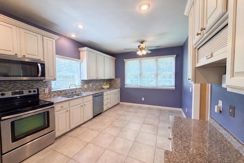 Photo 12 of 37 of 524 Sun Creek Dr, Winston Salem, NC