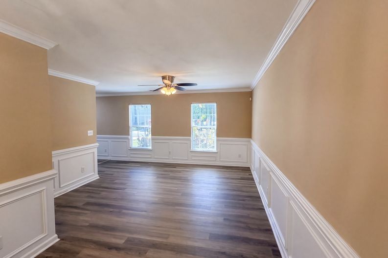 Photo 8 of 23 of 9334 Arbor Creek Dr, Charlotte, NC