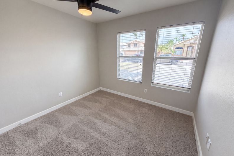 Photo 13 of 30 of 16245 W Tonto St, Goodyear, AZ