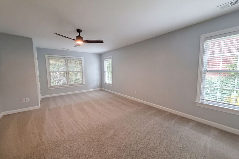 Photo 11 of 18 of 12341 Willingdon Rd, Huntersville, NC