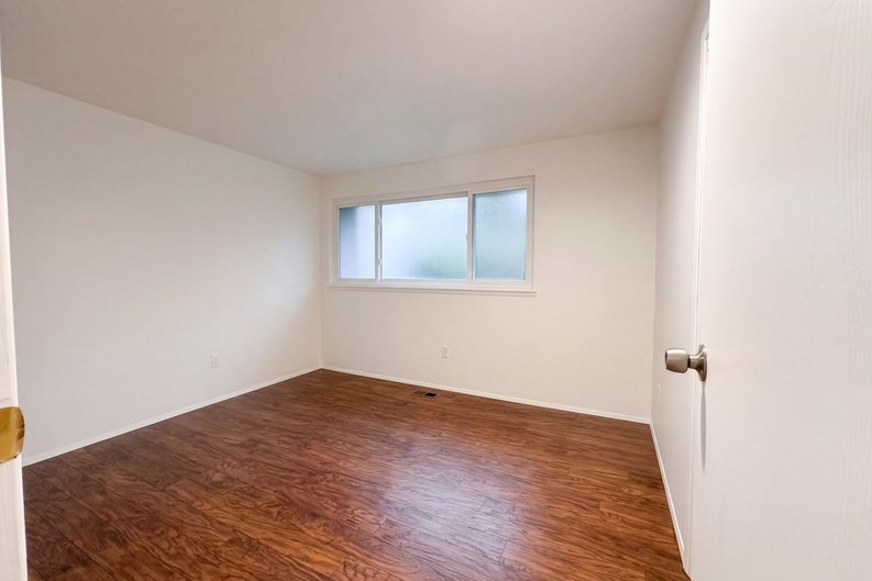Photo 12 of 23 of 7104 36th Street Ct NW, Gig Harbor, WA