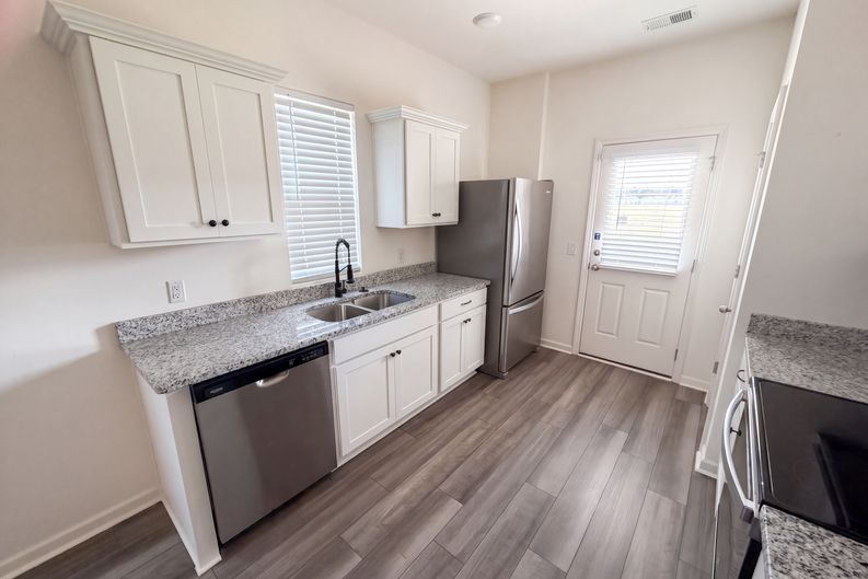 Photo 7 of 24 of 615 Polaris Way, Summerville, SC