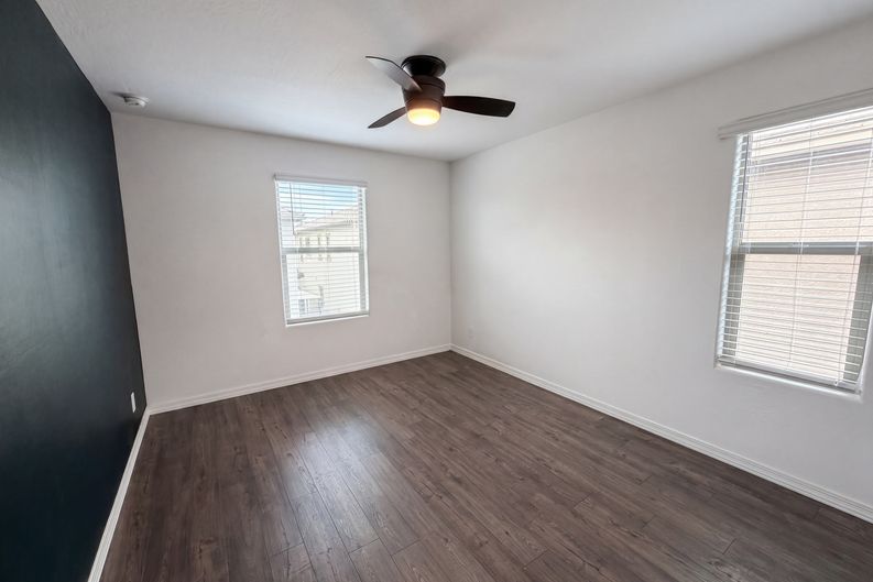 Photo 16 of 26 of 5728 W Raymond St, Phoenix, AZ