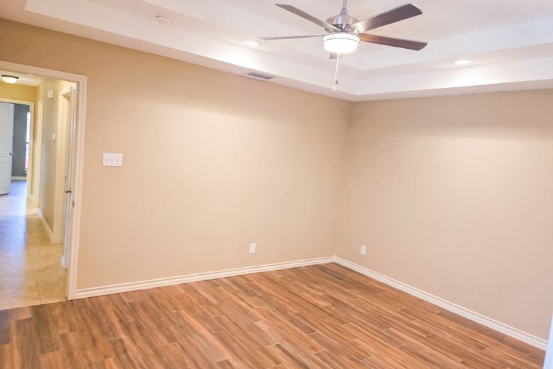 Photo 13 of 18 of 4517 Vanessita Ct, Laredo, TX