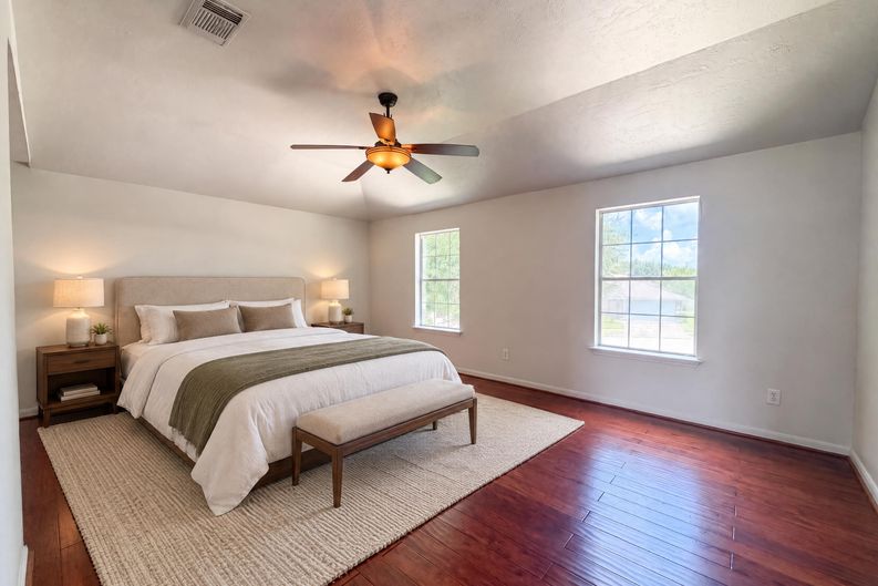 Photo 15 of 25 of 4519 S Ridgewalk Dr, Houston, TX