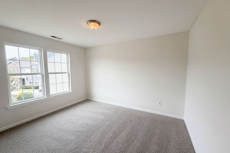 Photo 11 of 16 of 3705 Chancellorsville Ct, Raleigh, NC