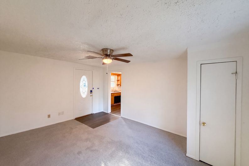Photo 3 of 21 of 207 E Park St, Trafalgar, IN