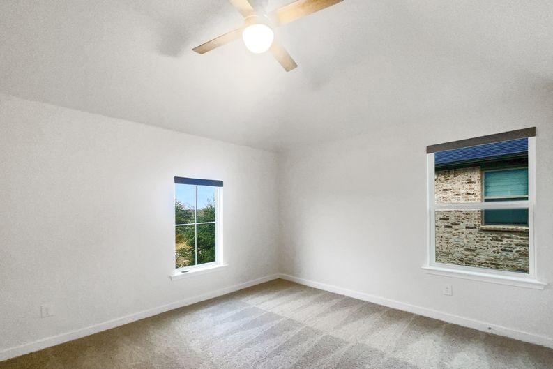 Photo 6 of 17 of 1034 Kennedy Dr, Allen, TX