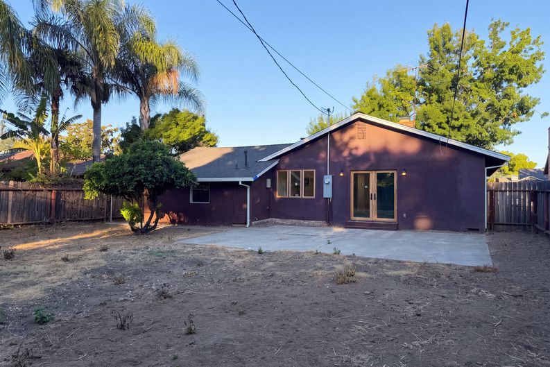Photo 7 of 45 of 5351 Bonniemae Way, Sacramento, CA