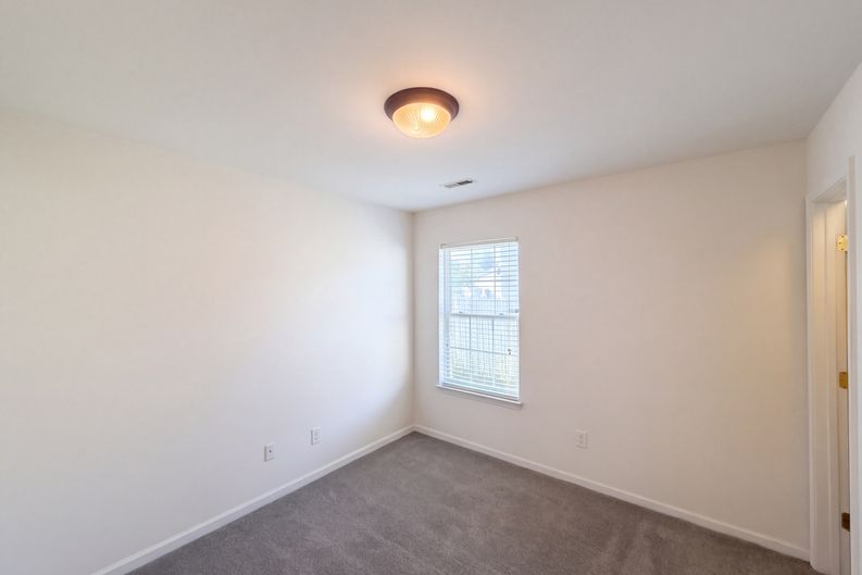 Photo 12 of 18 of 223 Gumtree Dr, Kannapolis, NC