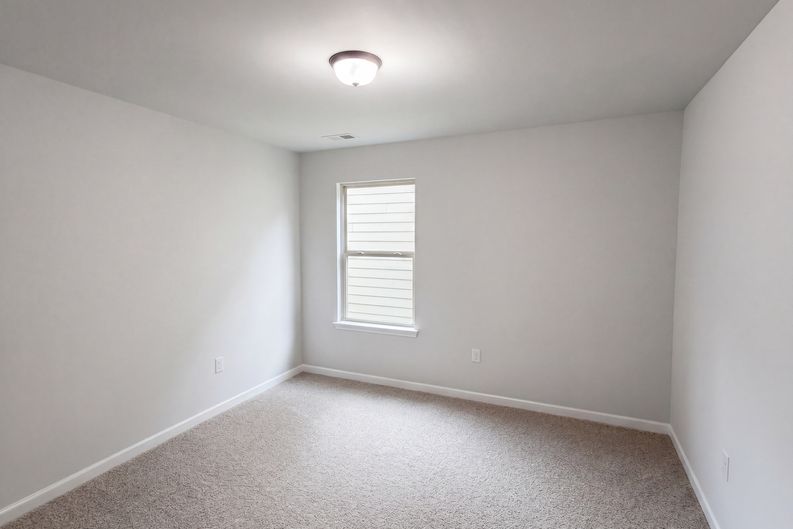 Photo 15 of 26 of 5053 Pioneer Pkwy, McDonough, GA