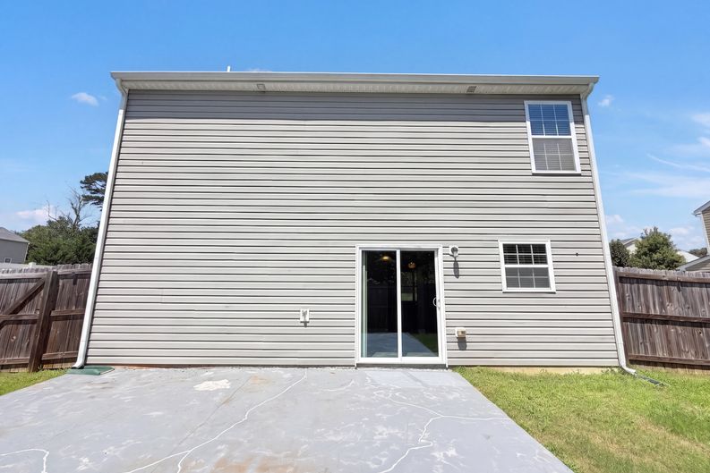 Photo 15 of 19 of 1578 Zeverly St, Winston Salem, NC