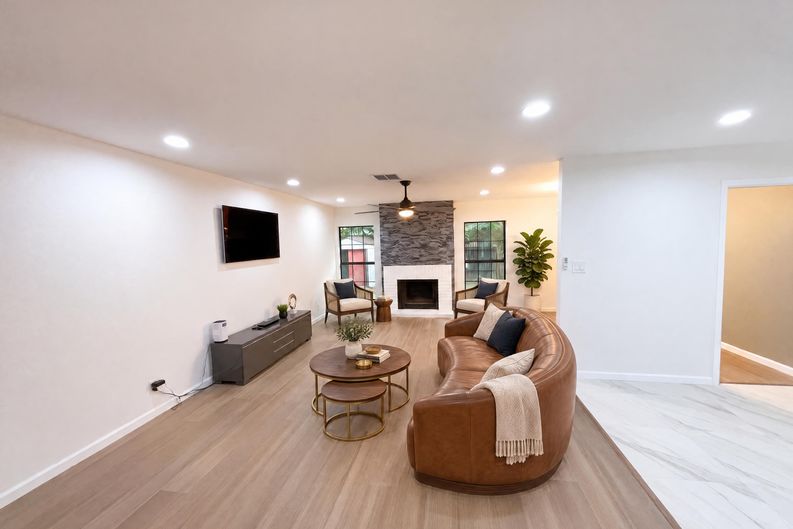 Photo 3 of 20 of 6718 Spring Haven St, San Antonio, TX