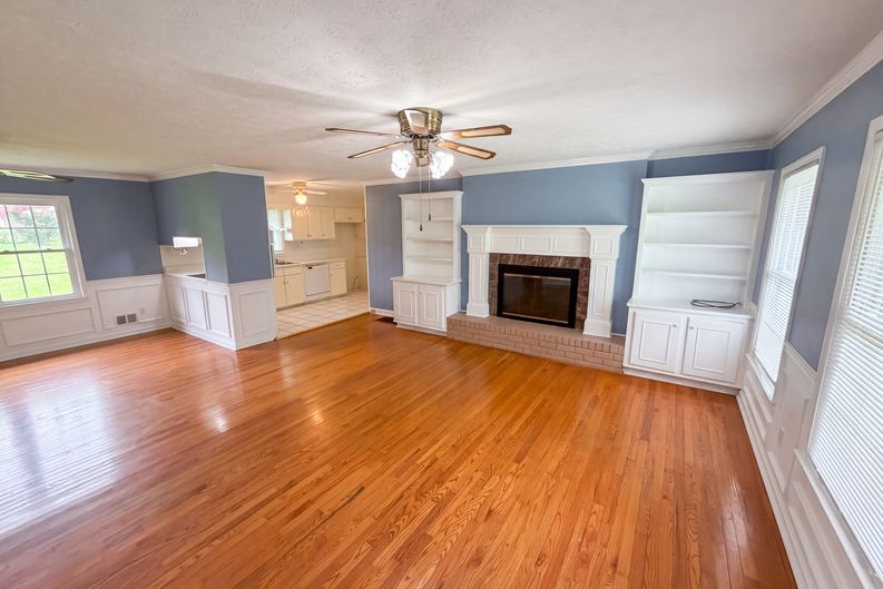 Photo 3 of 20 of 3293 Bright Star Rd, Douglasville, GA