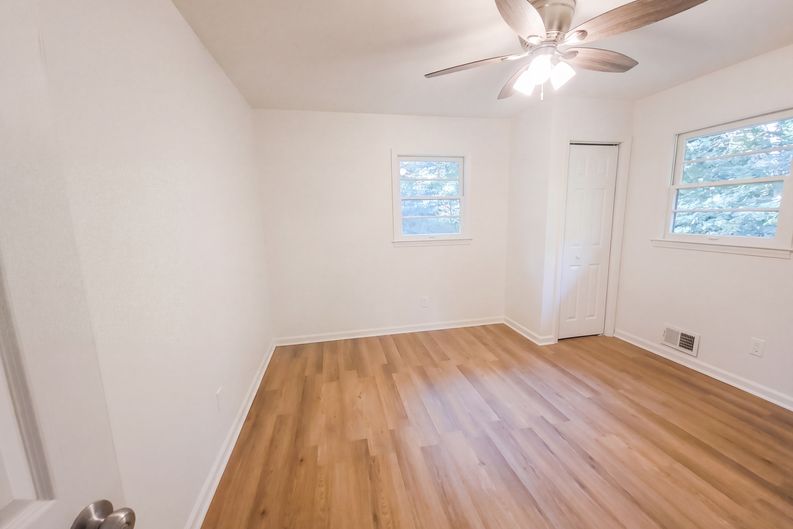 Photo 14 of 33 of 6489 N Sweetwater Rd, Lithia Springs, GA