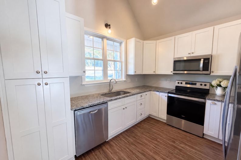 Photo 7 of 28 of 2090 Audubon Dr, Rock Hill, SC