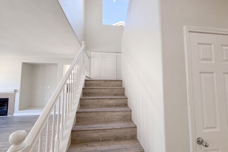 Photo 11 of 33 of 1265 Lavender Ln, Hemet, CA