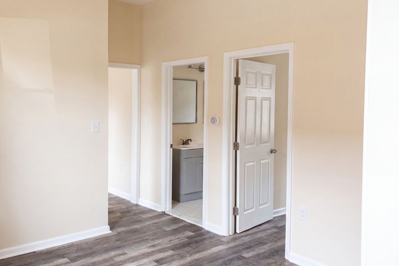 Photo 7 of 19 of 1314 S Braddock St, Winchester, VA