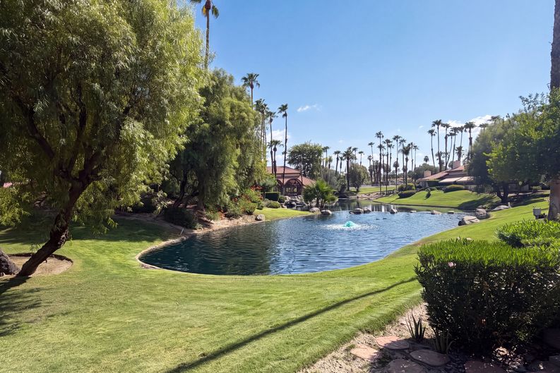 Photo 34 of 38 of 120 Willow Lake Dr, Palm Desert, CA
