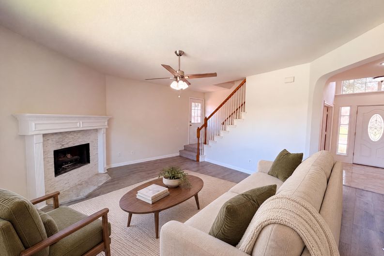 Photo 4 of 22 of 3106 Westshore Dr, Rowlett, TX