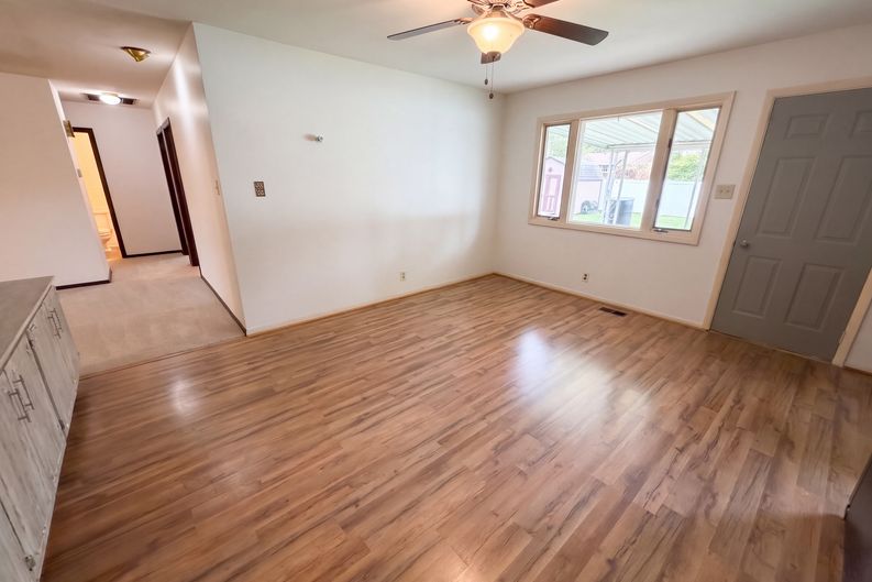 Photo 18 of 23 of 3162 Ashway Dr, Indianapolis, IN