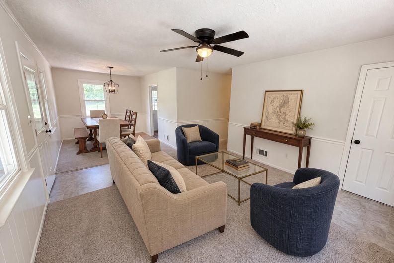 Photo 8 of 16 of 314 Langston Dr, Greenville, SC