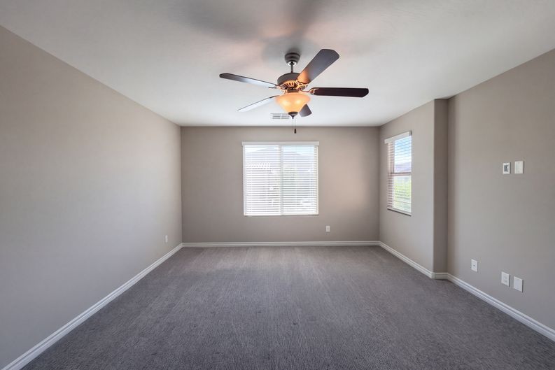 Photo 4 of 35 of 12243 Loggeta Way, Las Vegas, NV