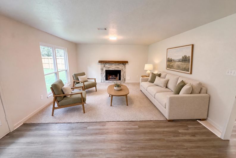 Photo 3 of 30 of 3706 Ember Spring Dr, Kingwood, TX