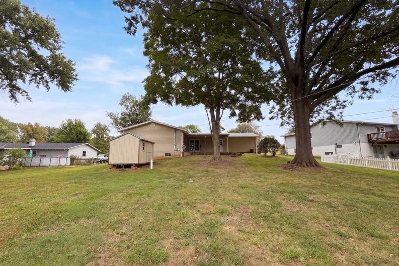 Photo 5 of 19 of 1621 Christy Dr, Saint Charles, MO