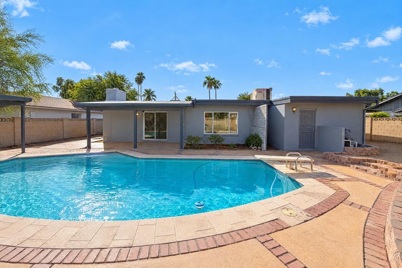 Photo 6 of 40 of 7723 N 46th Dr, Glendale, AZ