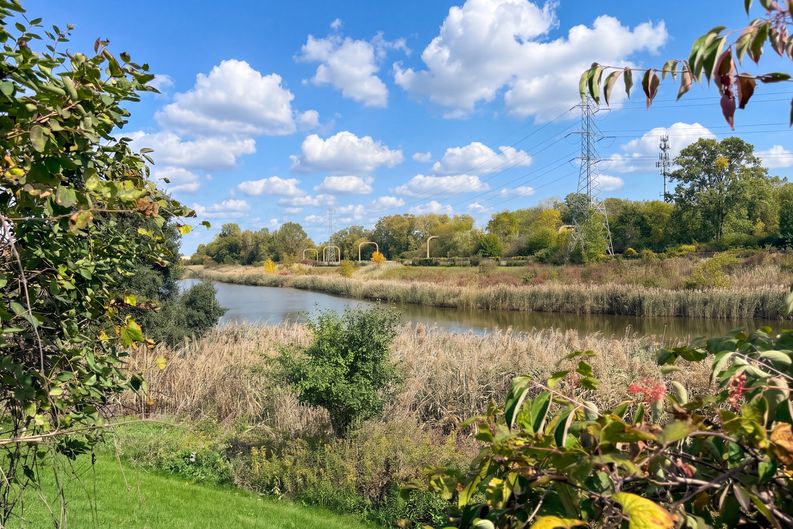 Photo 19 of 22 of 10103 Lakeview Dr, Taylor, MI