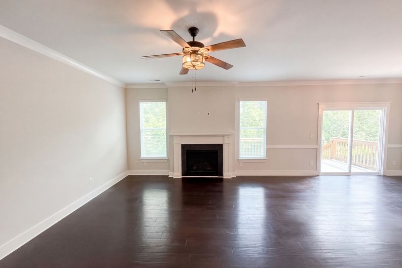 Photo 3 of 38 of 7412 Canova Ln, Charlotte, NC