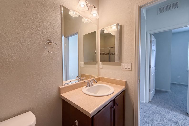 Photo 15 of 42 of 4219 Dunsinane Way, Castle Rock, CO