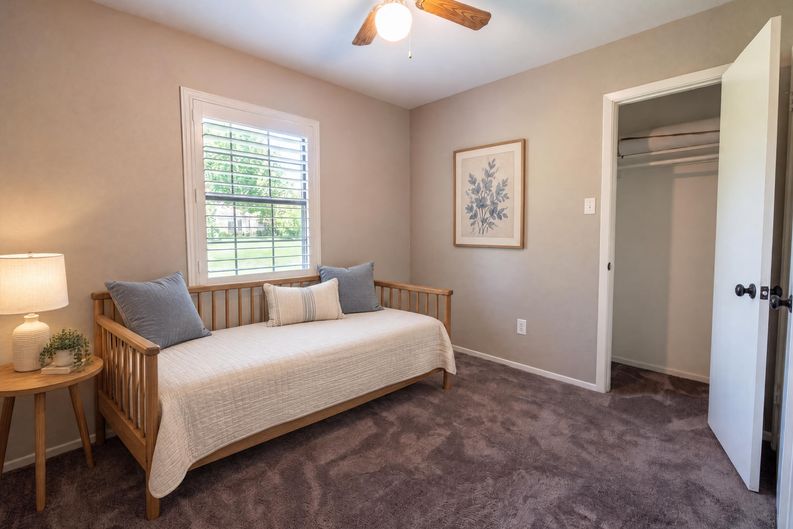 Photo 10 of 24 of 308 N Todd St, Bullard, TX