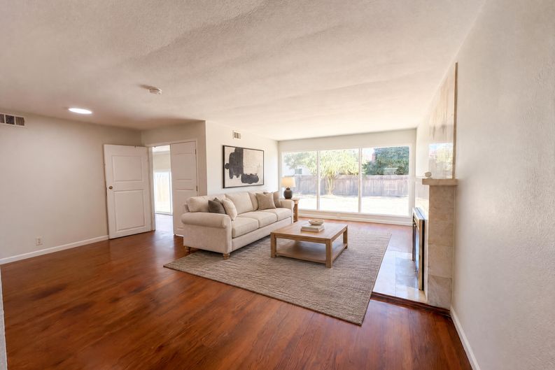 Photo 3 of 12 of 3020 Christina Ave, Stockton, CA