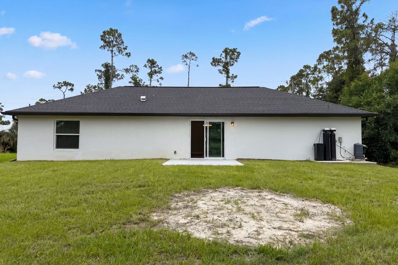 Photo 5 of 19 of 1914 Landau Ave, North Port, FL