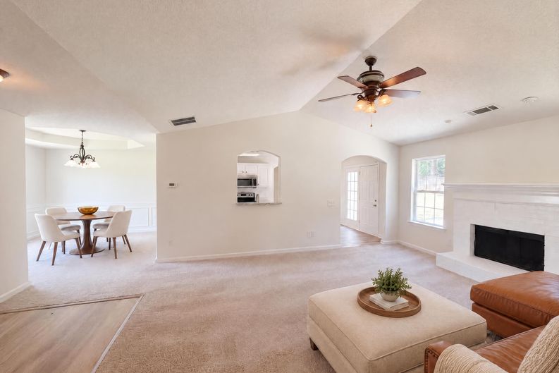 Photo 9 of 25 of 2506 Marixa Dr, Statham, GA