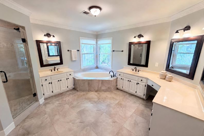 Photo 32 of 58 of 984 Forest Pond Ct, Marietta, GA
