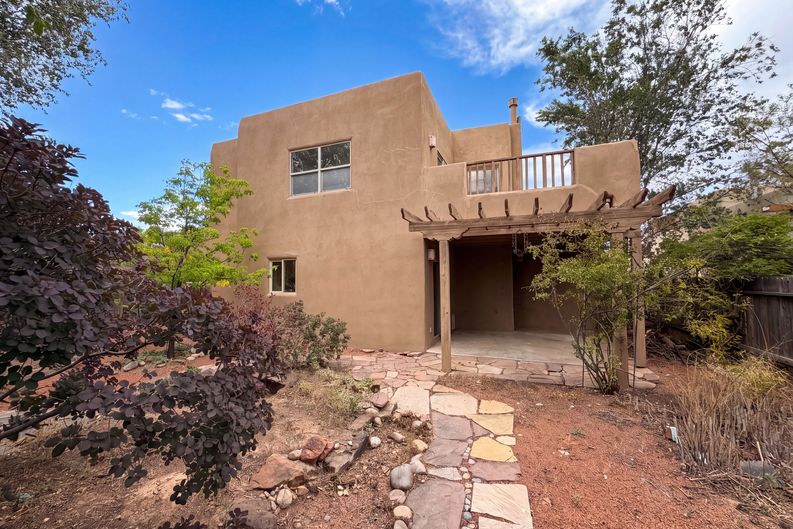 Photo 5 of 29 of 6605 Camino Rojo, Santa Fe, NM