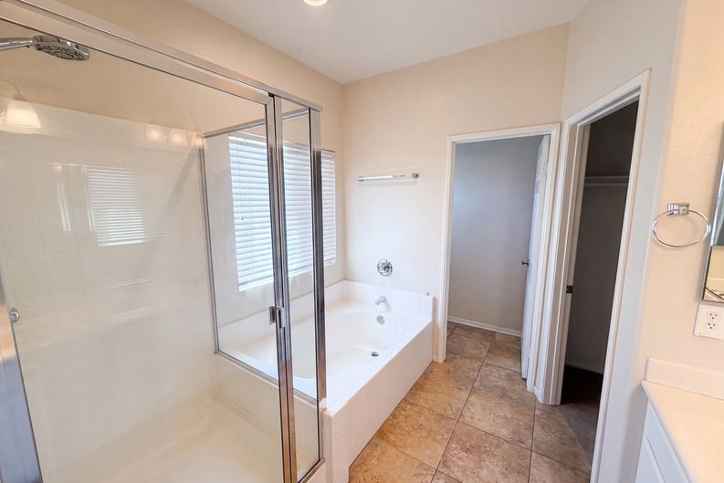 Photo 14 of 24 of 4519 Kalpesh Ct, Hemet, CA