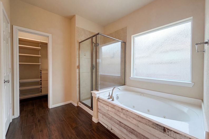 Photo 16 of 24 of 20192 Southwood Oaks Dr, Porter, TX