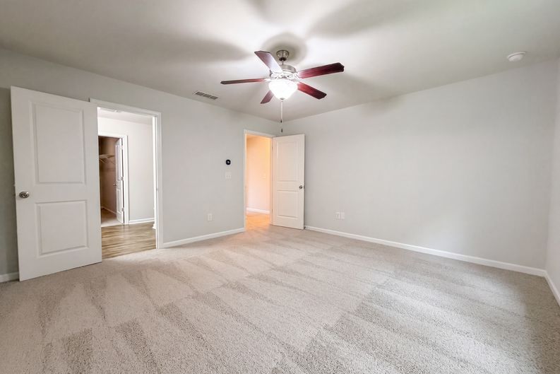 Photo 12 of 27 of 8618 Blair Ct, Douglasville, GA