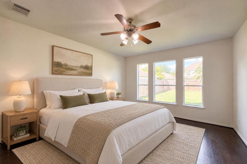 Photo 4 of 24 of 18006 Oakfield Glen Ln, Cypress, TX