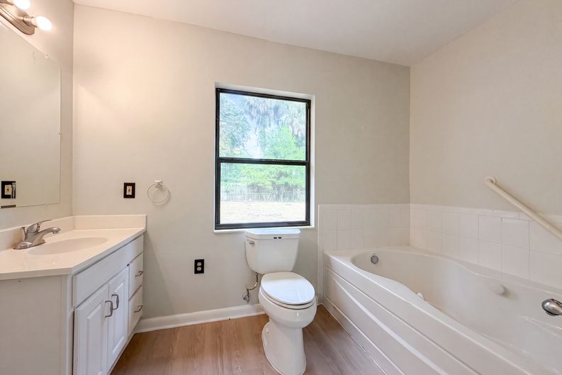 Photo 18 of 22 of 2630 SE 8th Ave, Ocala, FL