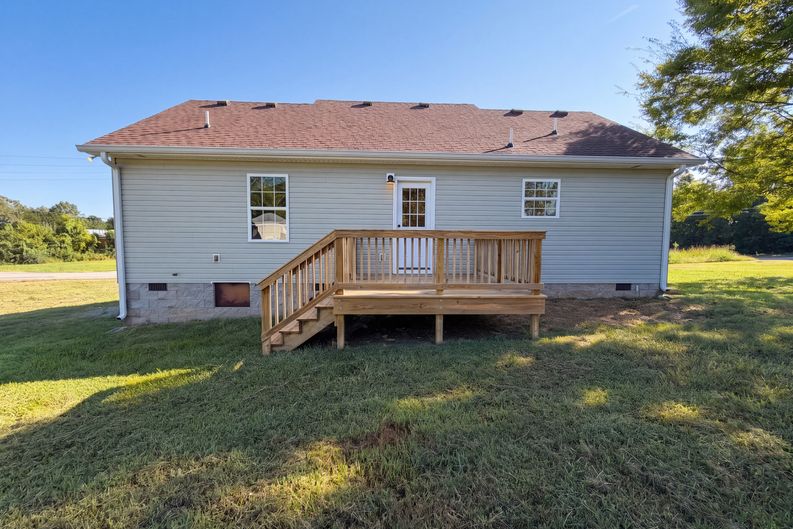 Photo 5 of 22 of 1437 Silver Creek Rd, Lewisburg, TN
