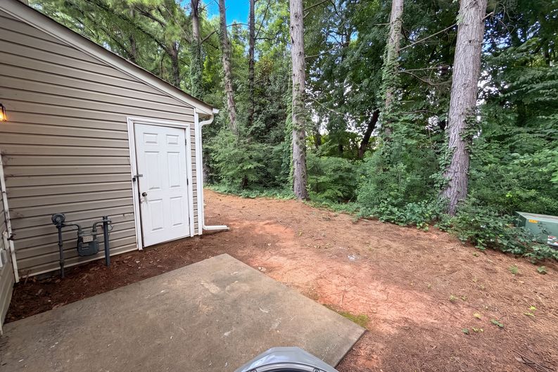 Photo 18 of 20 of 4165 Birch Leaf Ct, Charlotte, NC